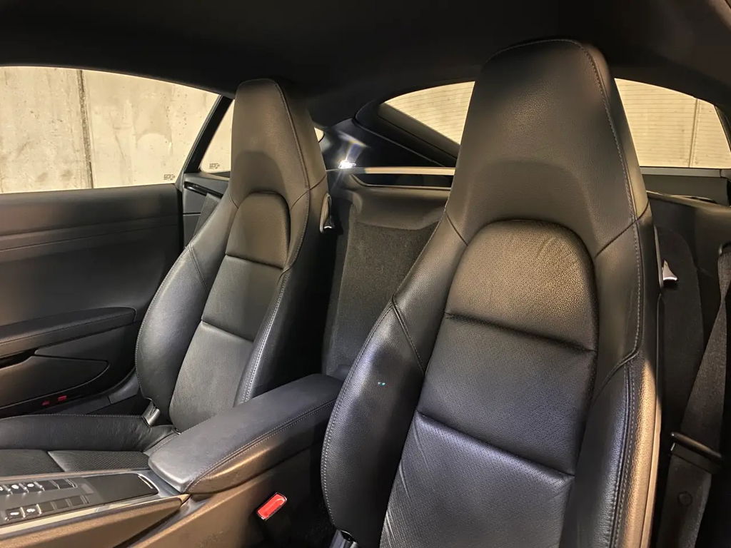 Porsche 718 Cayman S