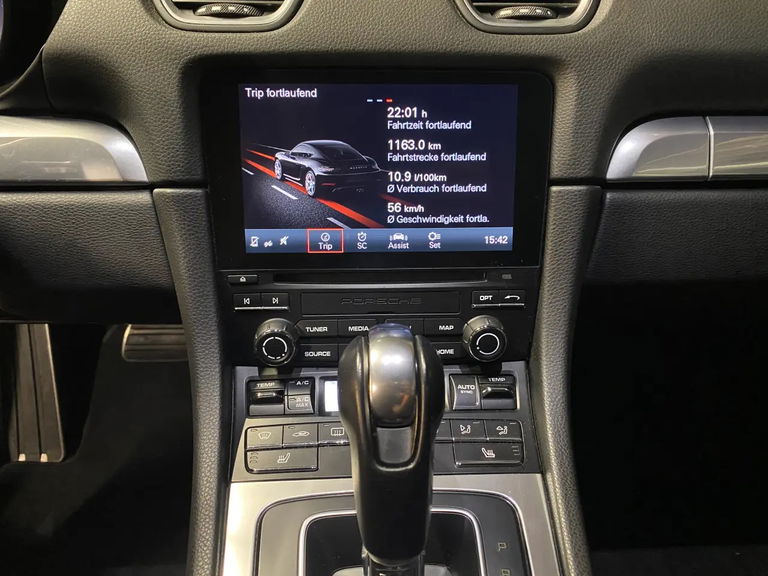 Porsche 718 Cayman S