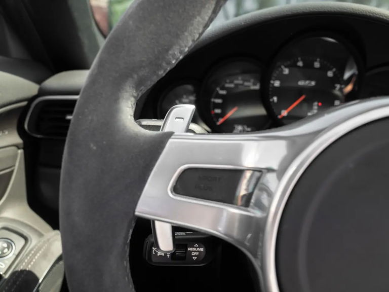 Porsche 991 Carrera 4 GTS