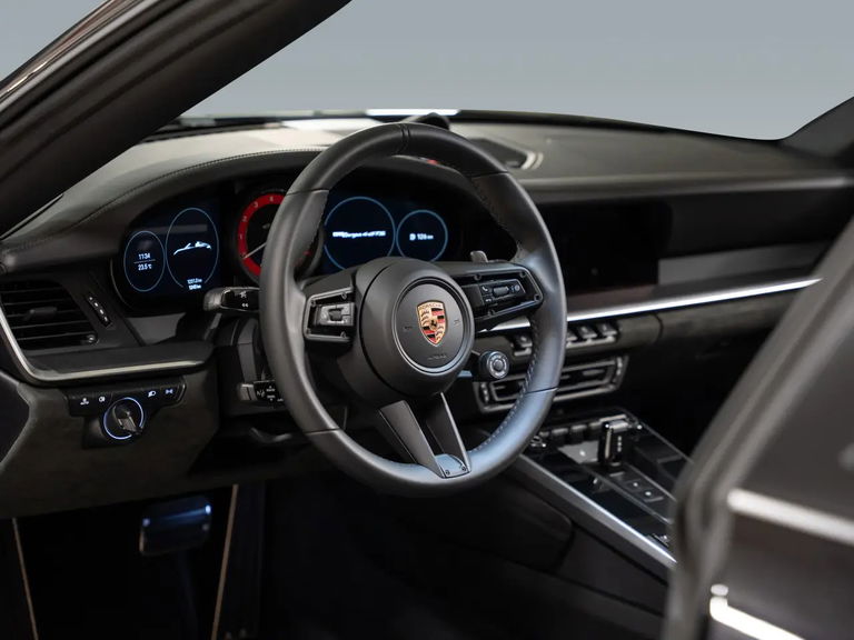 Porsche 992 Targa 4 GTS