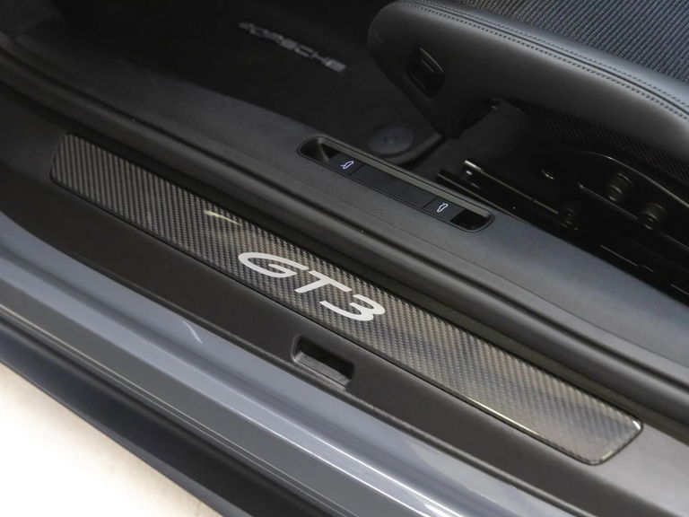 Porsche 992 GT3 Touring