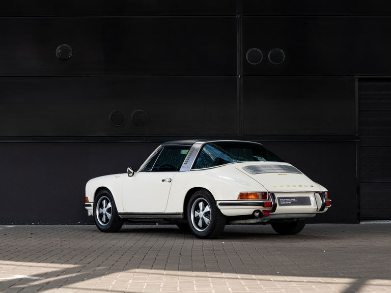 Porsche 911 S (F-Modell)