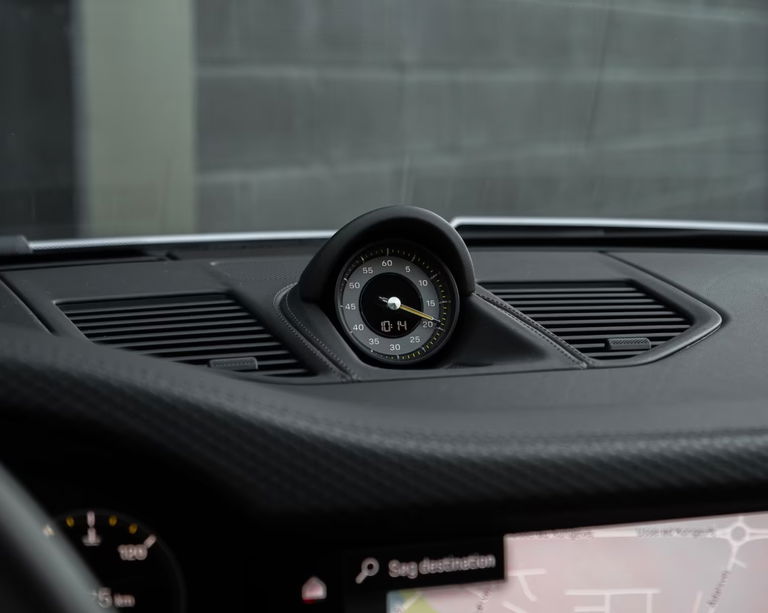 Porsche 992 GT3 Touring