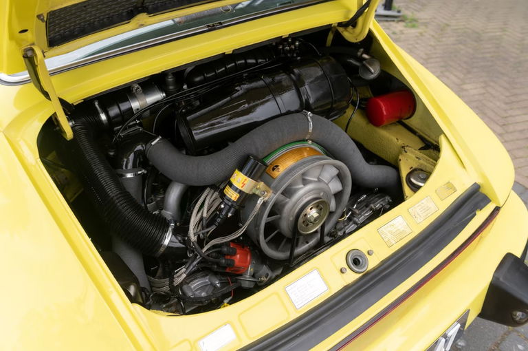 Porsche 911 Carrera (US)