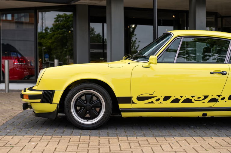 Porsche 911 Carrera (US)