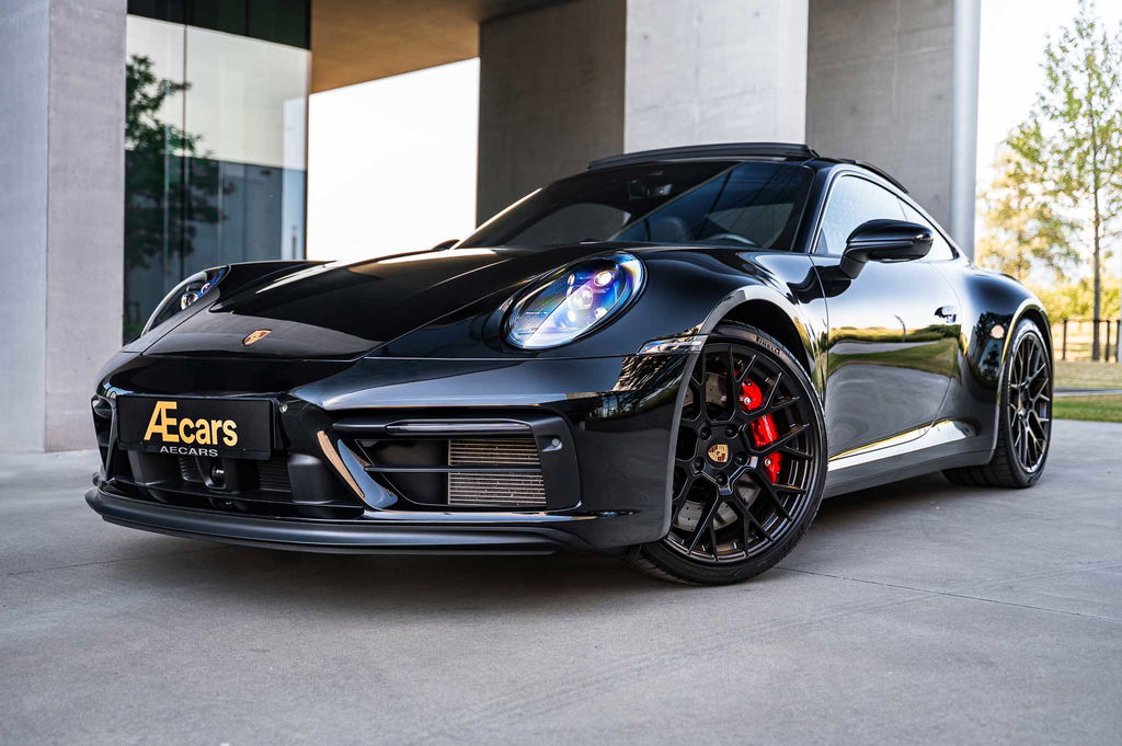 Porsche 992 Carrera GTS