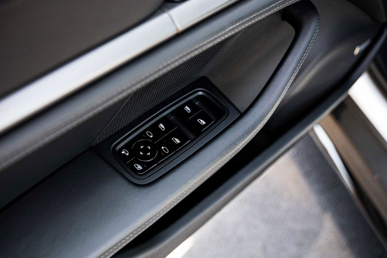 Porsche Taycan Turbo