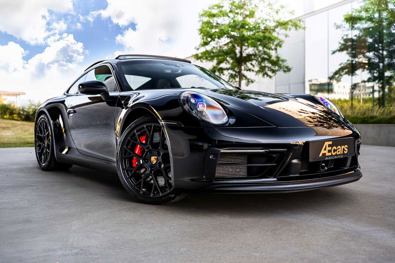 Porsche 992 Carrera GTS