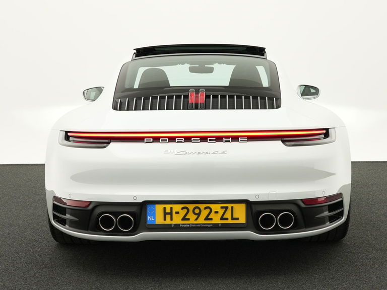 Porsche 992 Carrera 4S