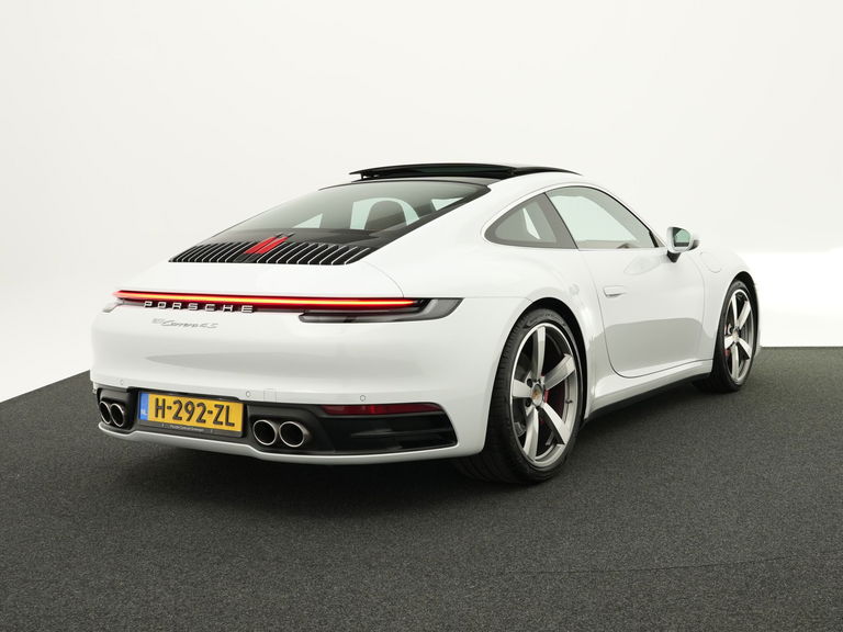Porsche 992 Carrera 4S