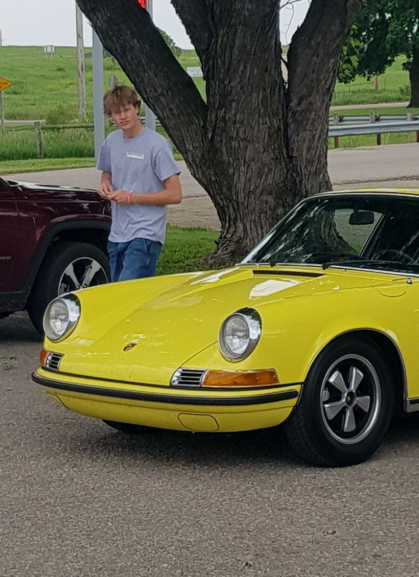 Porsche 911 E