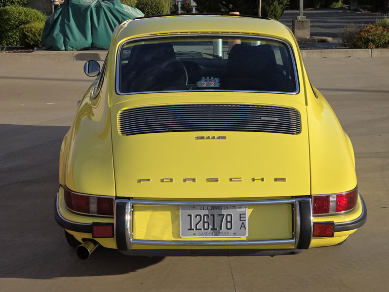Porsche 911 E