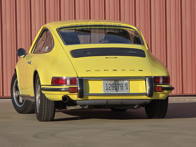 Porsche 911 E