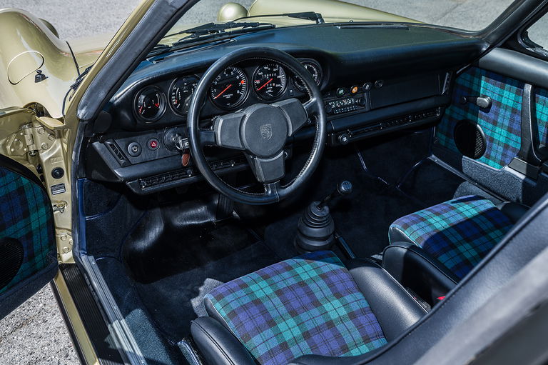 Porsche 911 Carrera 3.0