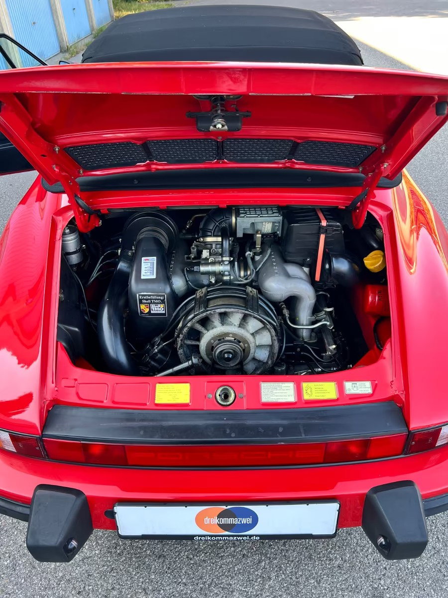 Porsche 911 Carrera 3.2