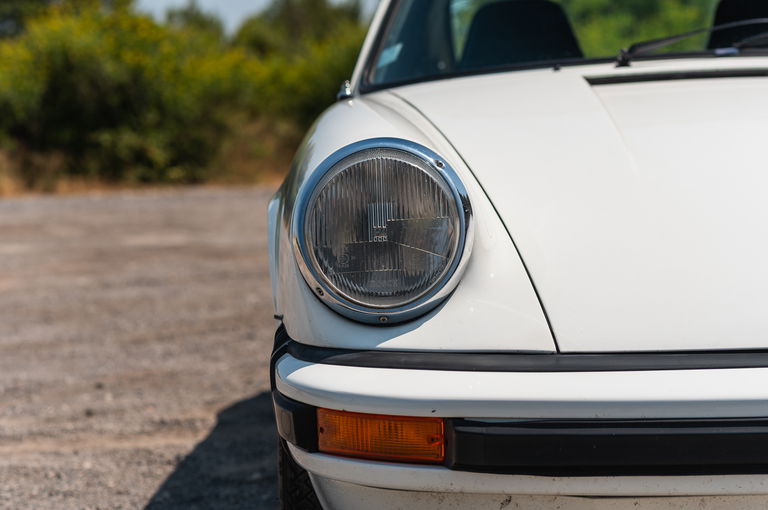 Porsche 911 Carrera 2.7