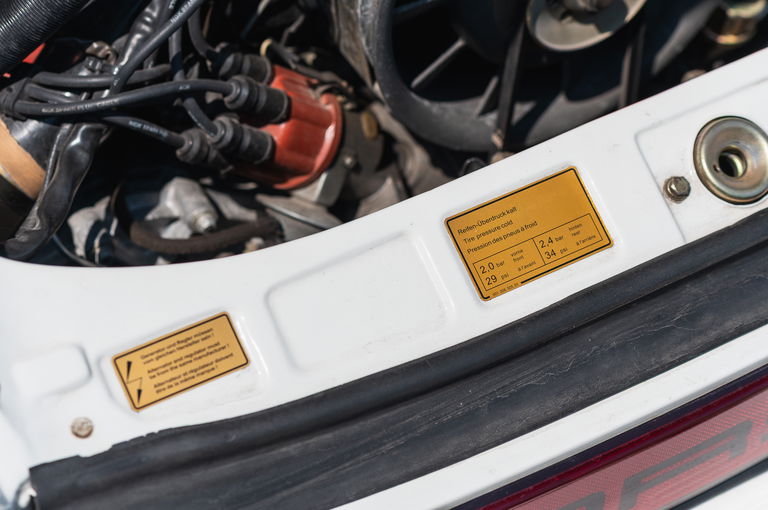 Porsche 911 Carrera 2.7