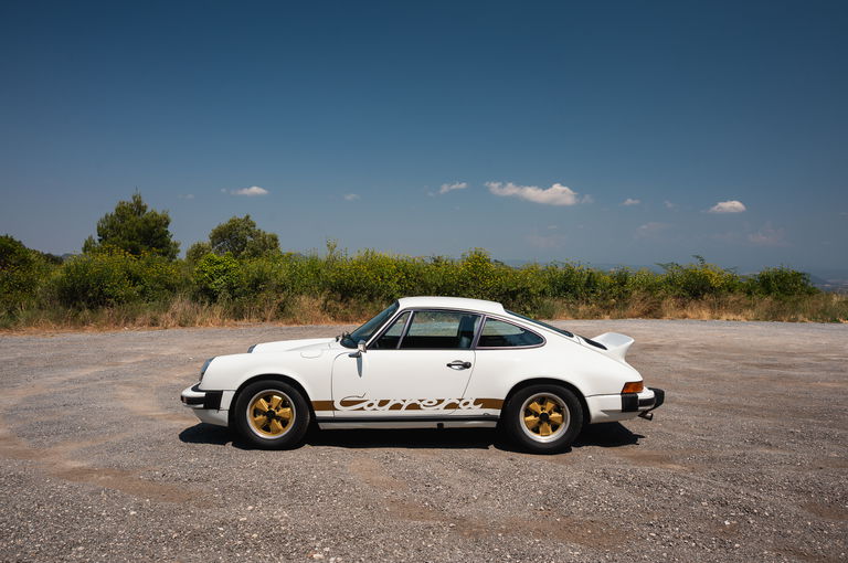 Porsche 911 Carrera 2.7