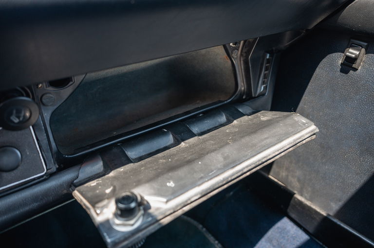 Porsche 911 Carrera 2.7