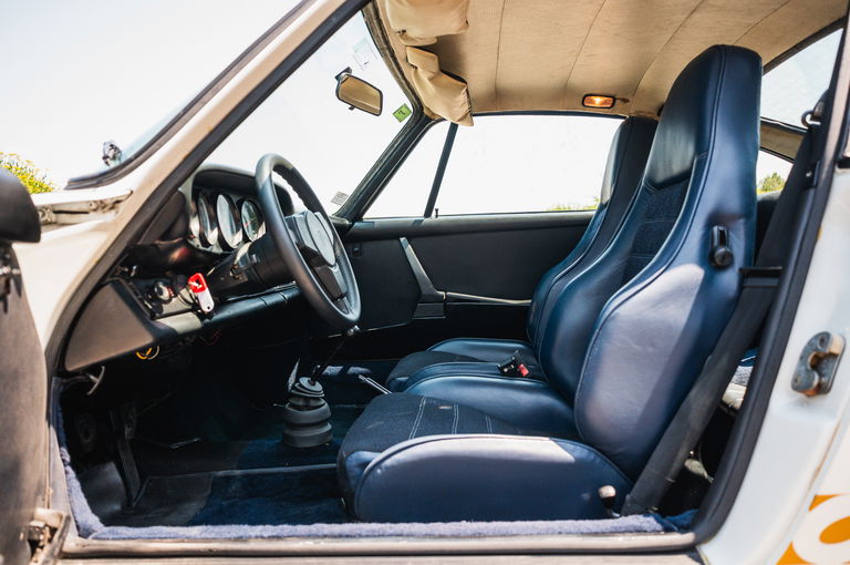 Porsche 911 Carrera 2.7