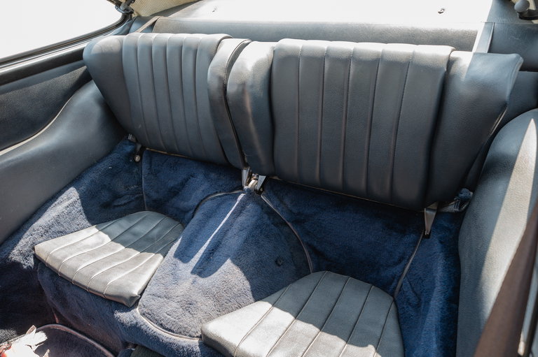 Porsche 911 Carrera 2.7