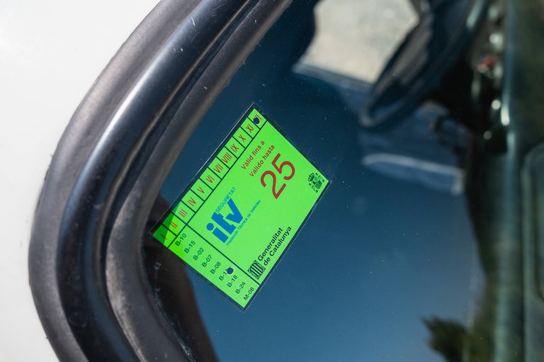 Porsche 911 Carrera 2.7
