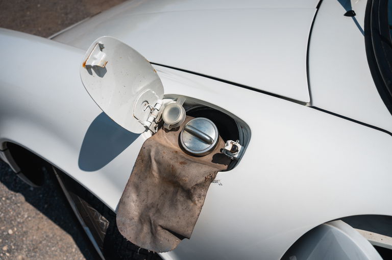 Porsche 911 Carrera 2.7