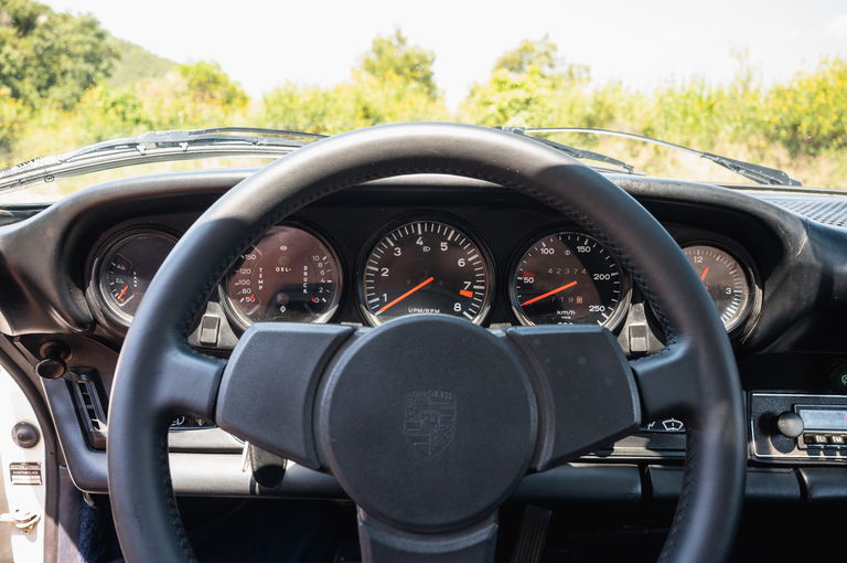 Porsche 911 Carrera 2.7