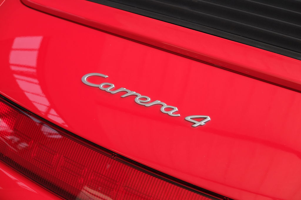 Porsche 993 Carrera 4