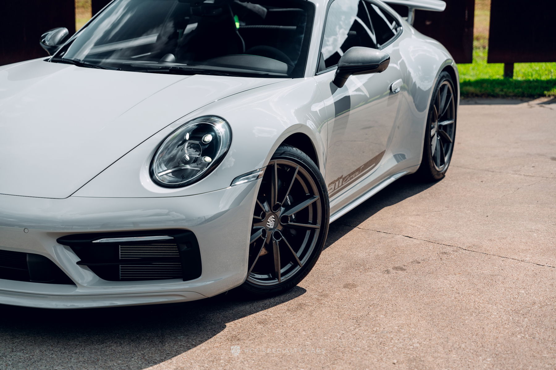 Porsche 992 Carrera T 2024 - elferspot.com - Marketplace for