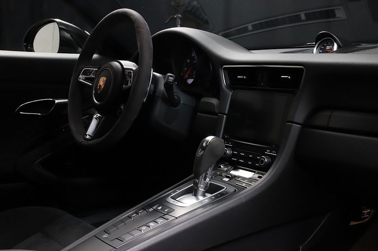 Porsche 991.2 Carrera 4 GTS