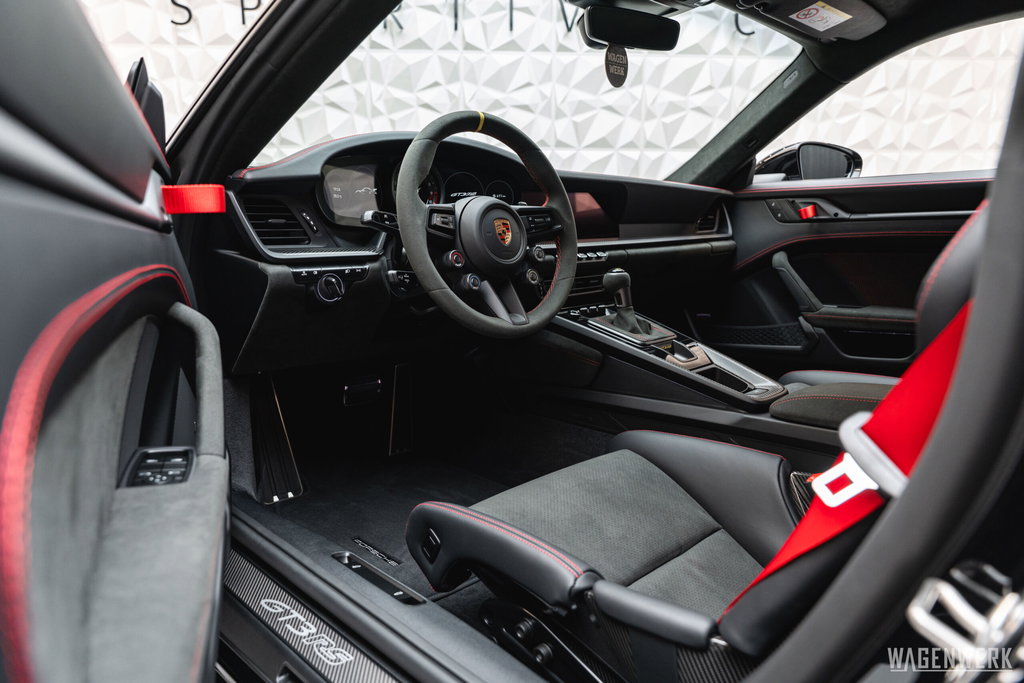 Porsche 992 GT3 RS