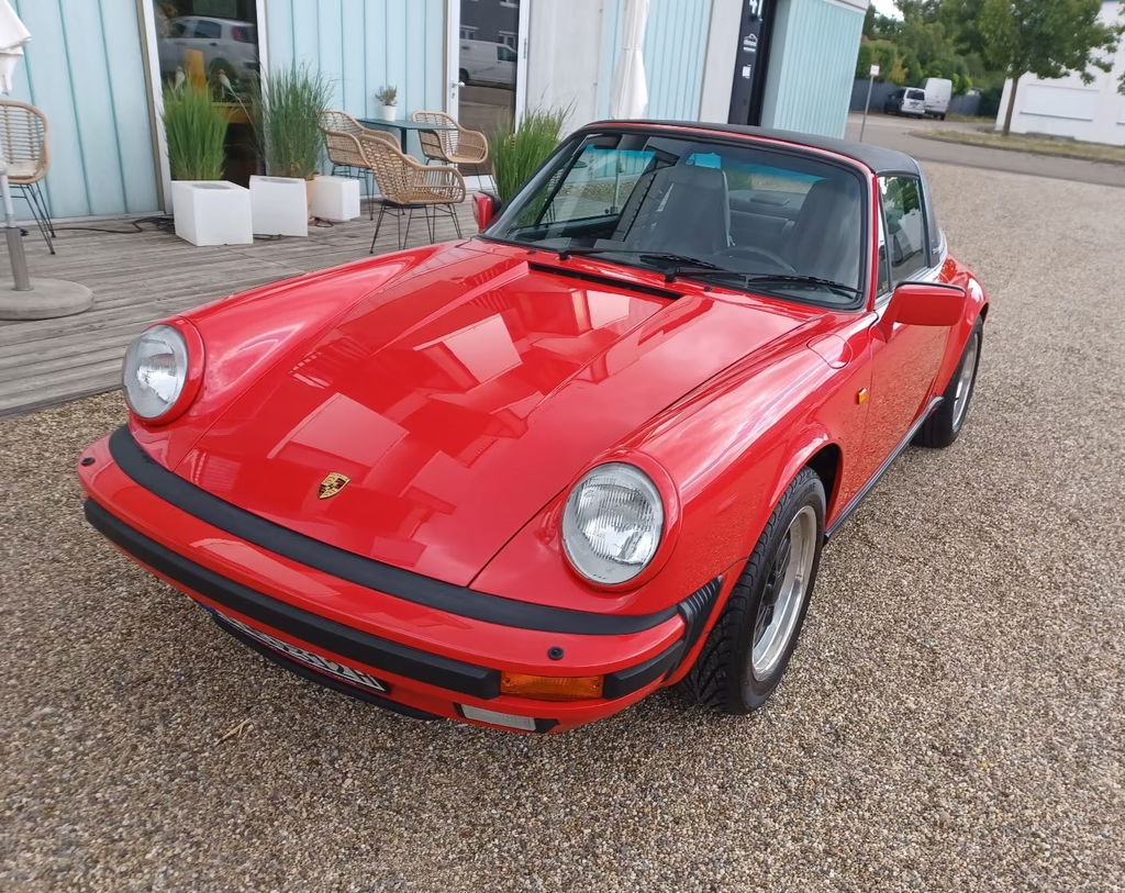 Porsche 911 Carrera 3.2
