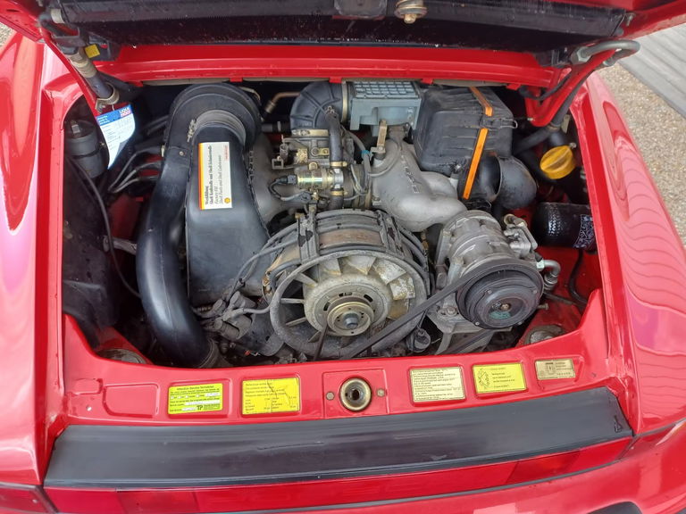 Porsche 911 Carrera 3.2