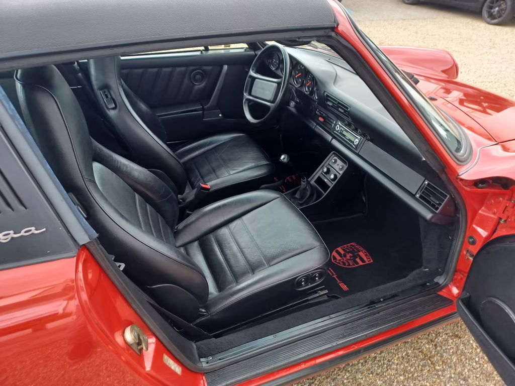 Porsche 911 Carrera 3.2