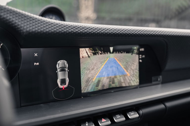 Porsche 992 GT3 Touring