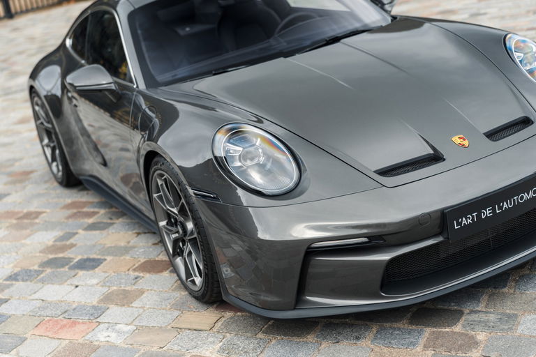 Porsche 992 GT3 Touring