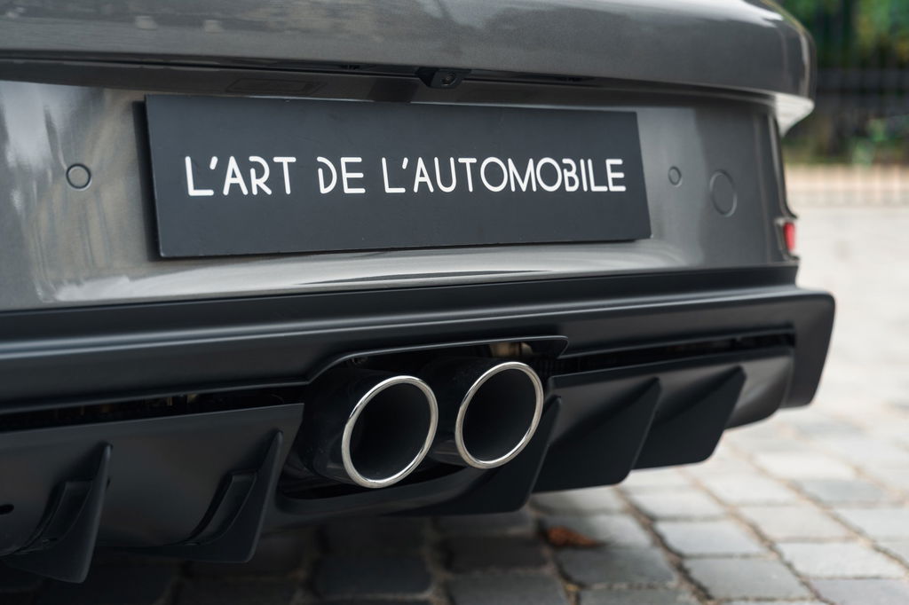 Porsche 992 GT3 Touring