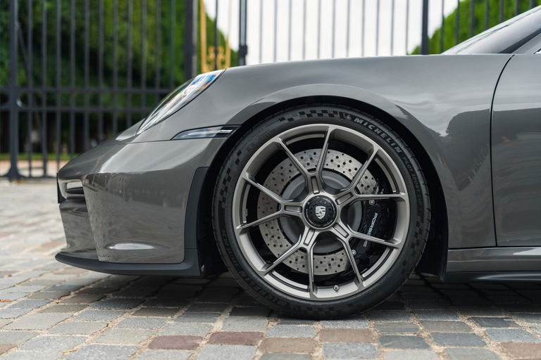 Porsche 992 GT3 Touring