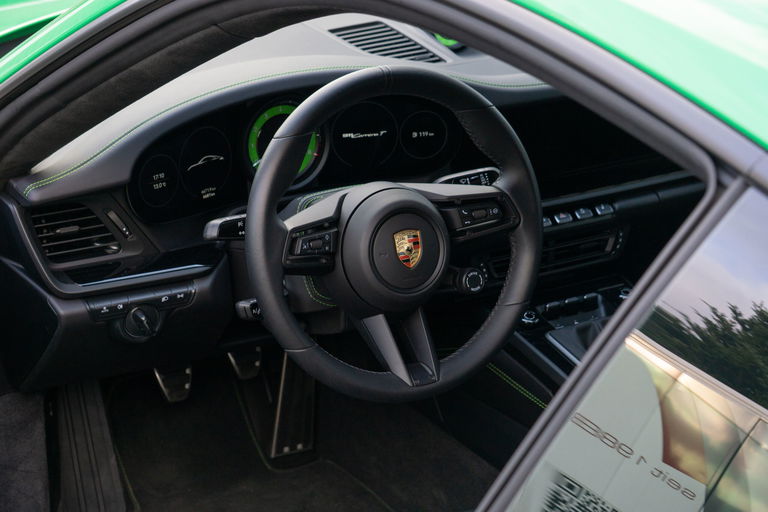 Porsche 992 Carrera T