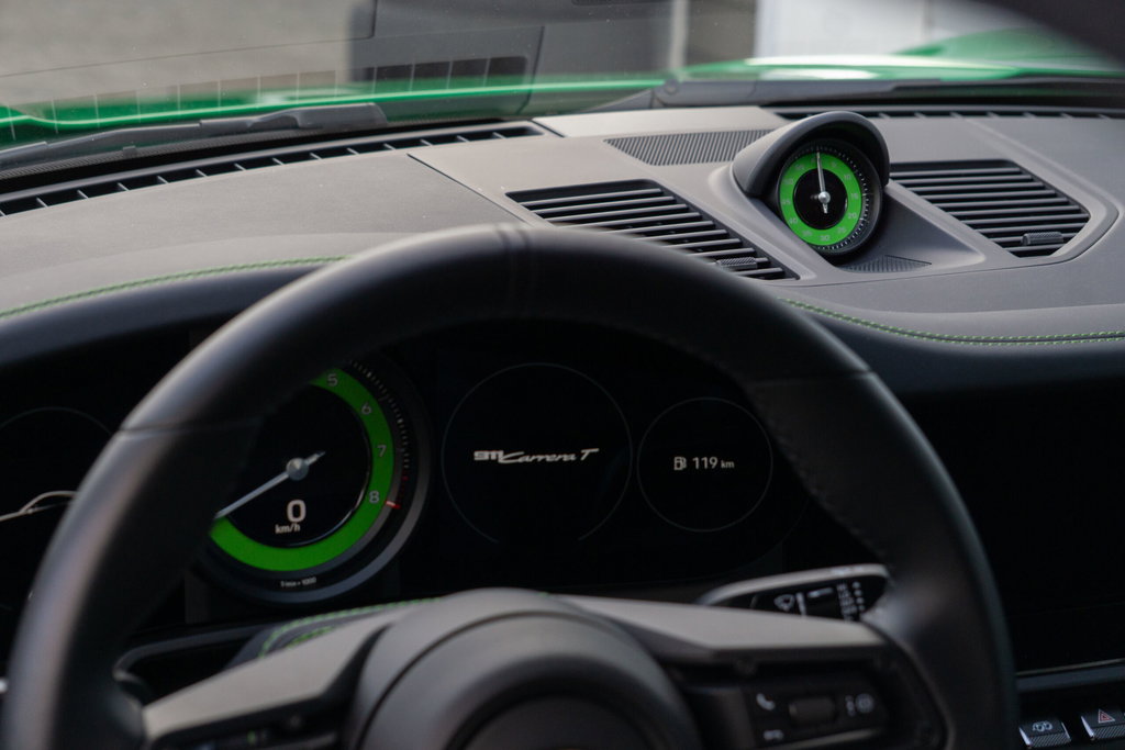 Porsche 992 Carrera T