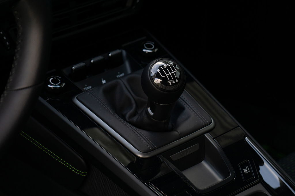 Porsche 992 Carrera T