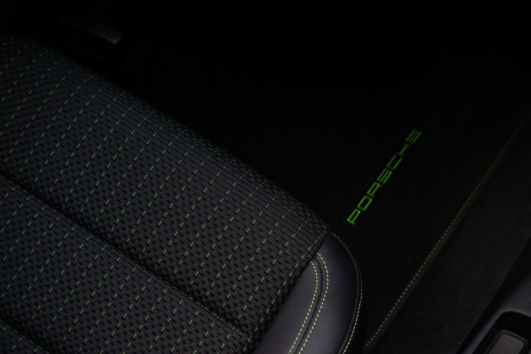 Porsche 992 Carrera T