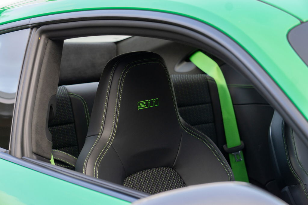 Porsche 992 Carrera T