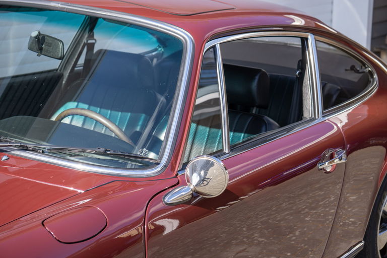 Porsche 911 S (F-Modell)