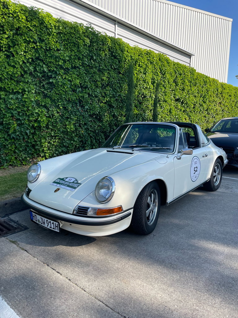 Porsche 911 T