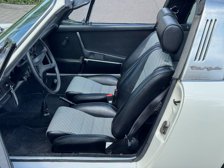 Porsche 911 T