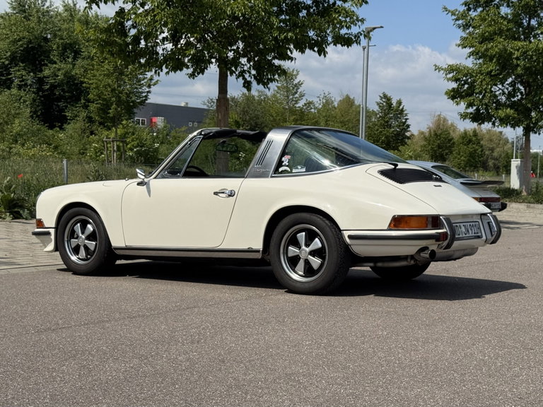 Porsche 911 T