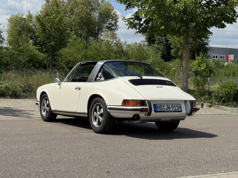 Porsche 911 T