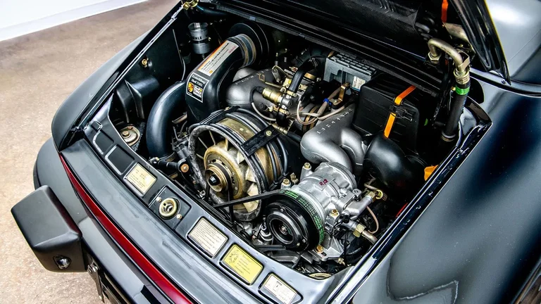 Porsche 911 Carrera 3.2 Speedster (US)